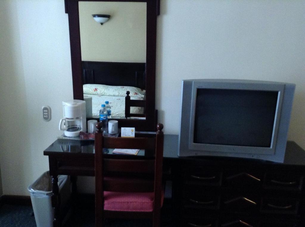 Hotel Real De Uruapan Uruapan  Zimmer foto